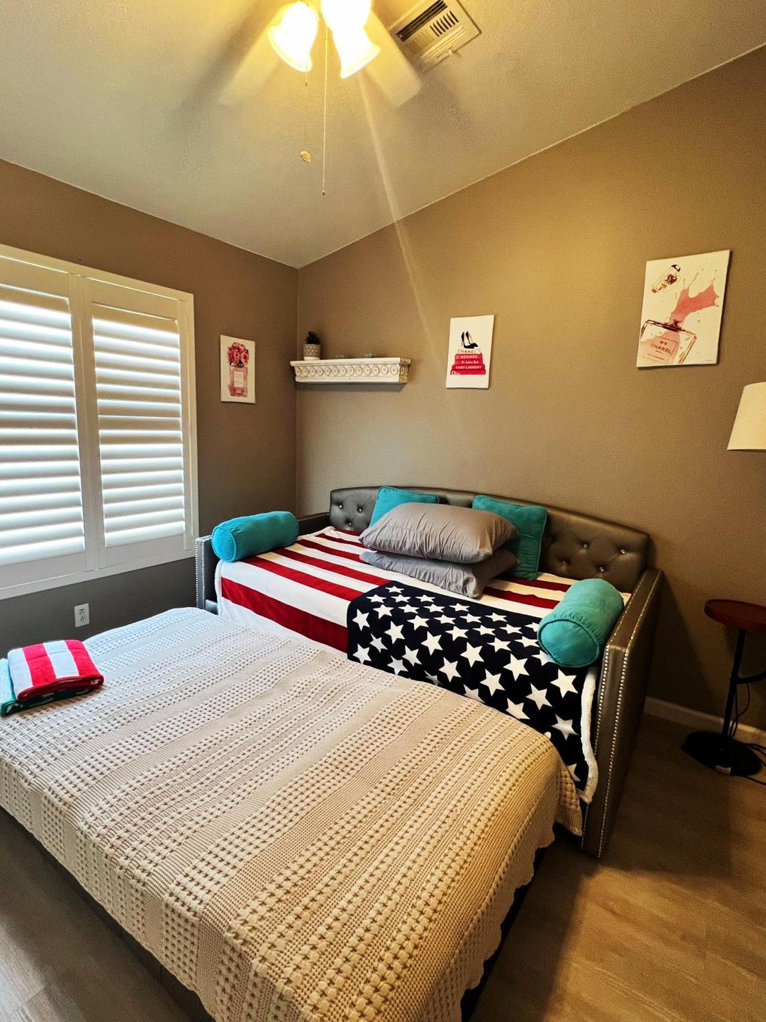 הוילה לאס וגאס Amazing Heated Pool And Private Hot Tub 3Br In Heart Of Lv מראה חיצוני תמונה