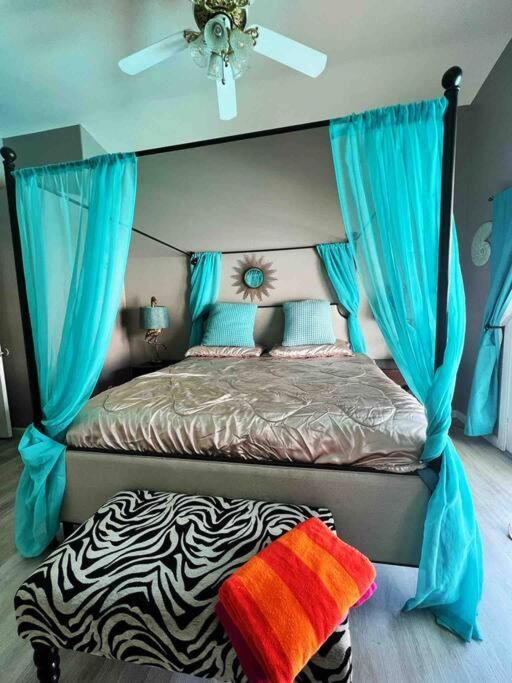 הוילה לאס וגאס Amazing Heated Pool And Private Hot Tub 3Br In Heart Of Lv מראה חיצוני תמונה
