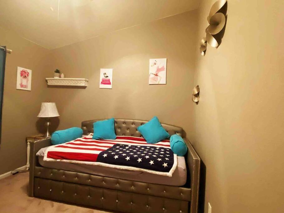 הוילה לאס וגאס Amazing Heated Pool And Private Hot Tub 3Br In Heart Of Lv מראה חיצוני תמונה